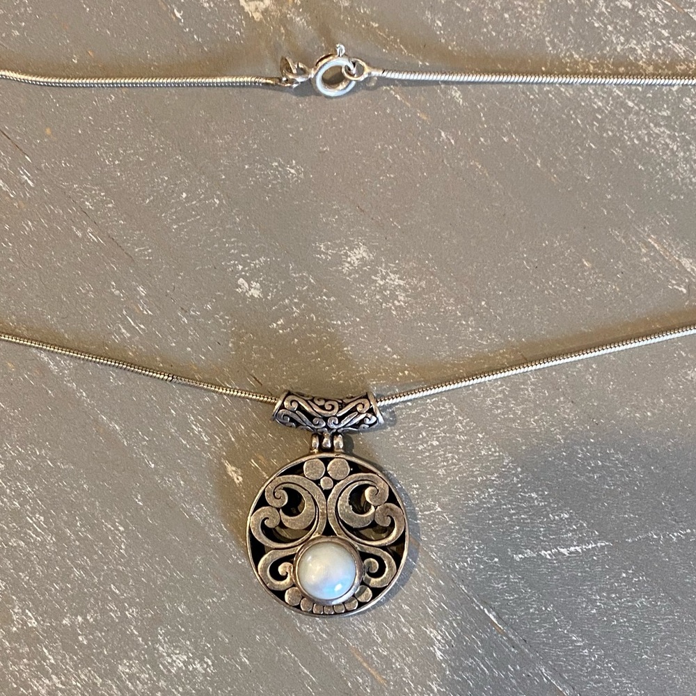 Sterling Silver Circle Design Charm with Pearl VINTAGE